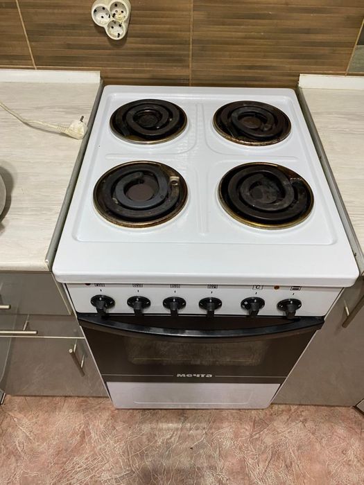 Электрическая плита "Мечта"