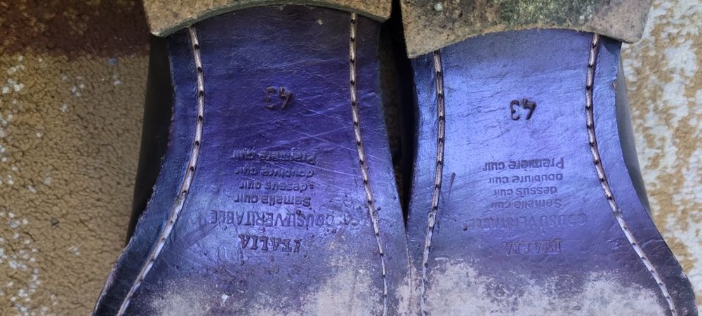 Pantofi Versace originali  nr 43 piele adevarata vand sau schimb cu di