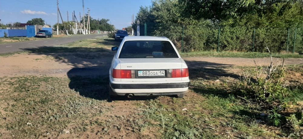 Продам ауди 100 с4