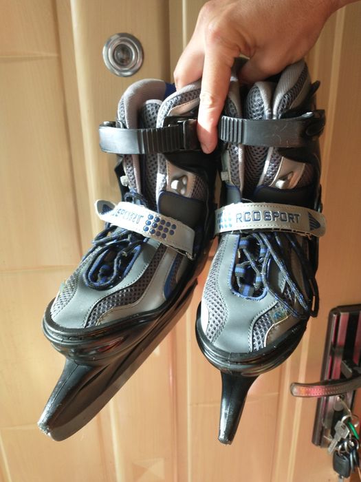 Patine pentru copii reglabile. 30 31 32 33