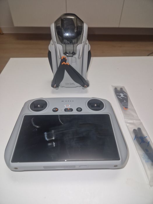 Dji mini 3 perfecta stare