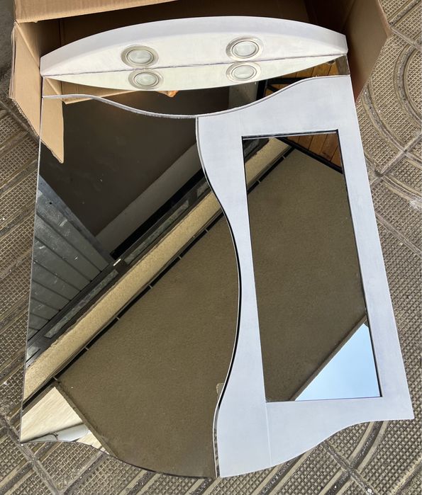 Горен PVC шкаф за наематели + подарък Голямо огледало