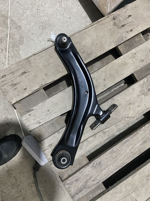 Рычаг на ниссан кашкай j10 левый