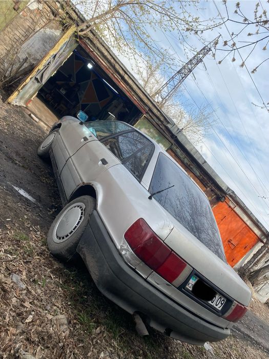 Продам Audi 80b3