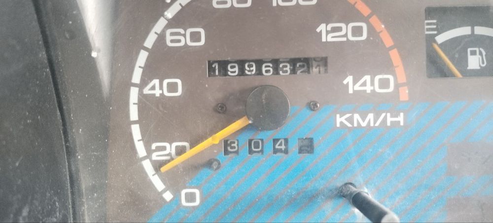 Damas 2008 srochno sotiladi