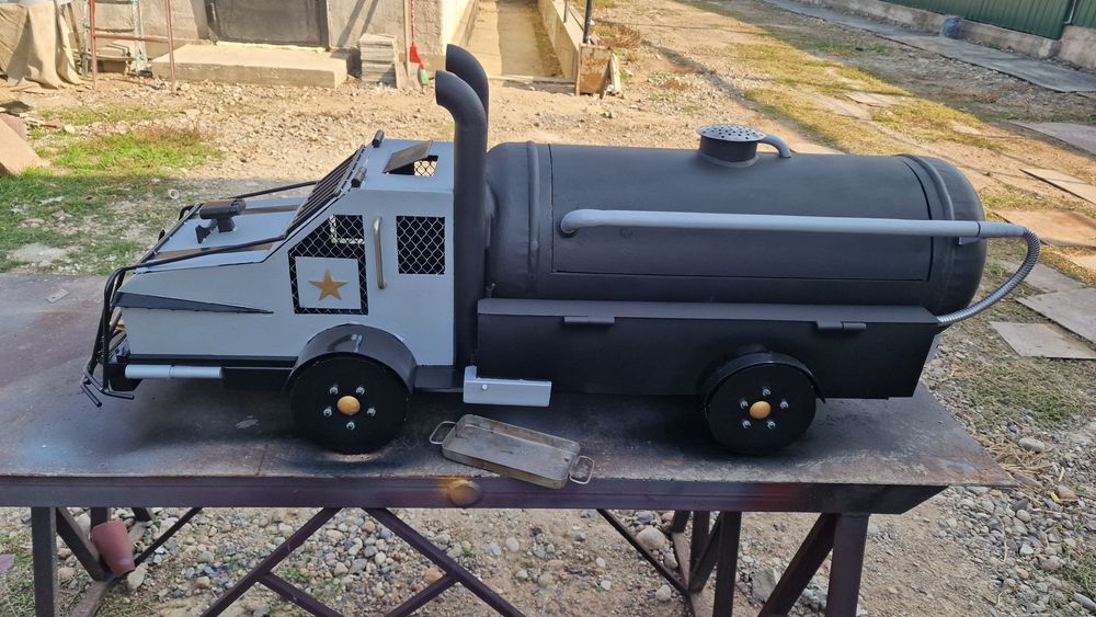 Мангал машина новый.