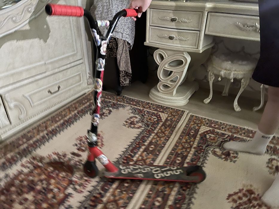 продаю самокат.