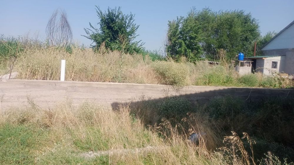 4 сот участок с фундаментом