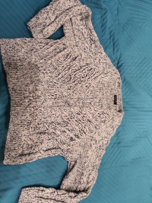 Пуловер Bershka с размер