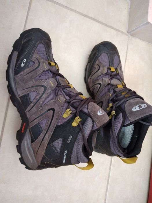 Боти Salomon Gore-Tex номер 42