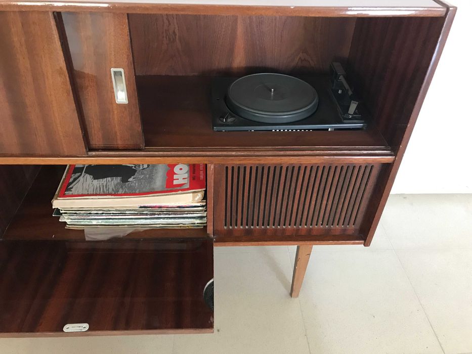 Музикален шкаф ХАРМОНИЯ -20