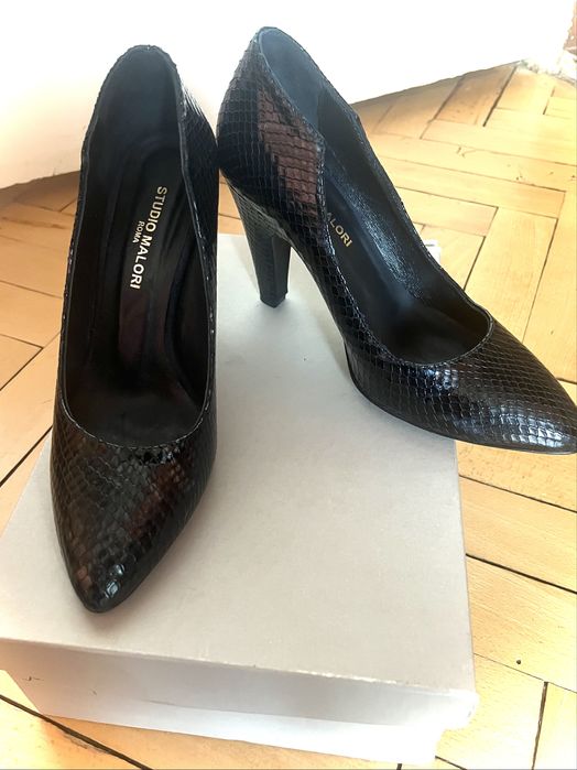 Официални дамски обувки