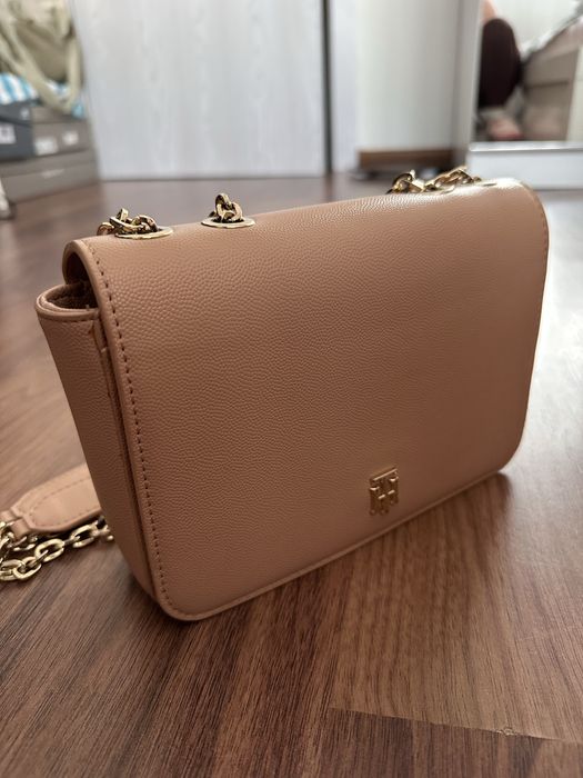 Чанта Tommy Hilfigher