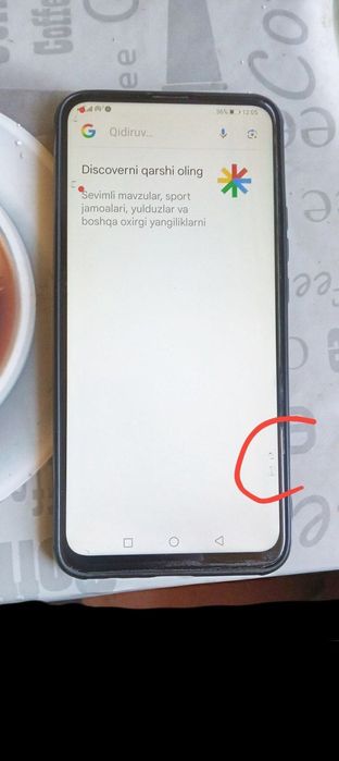 Huwaei p smart z sotiladi srochna aybi ekrani burchagi qora tochka bor