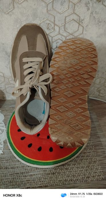 Продаю женские кожые сопаги