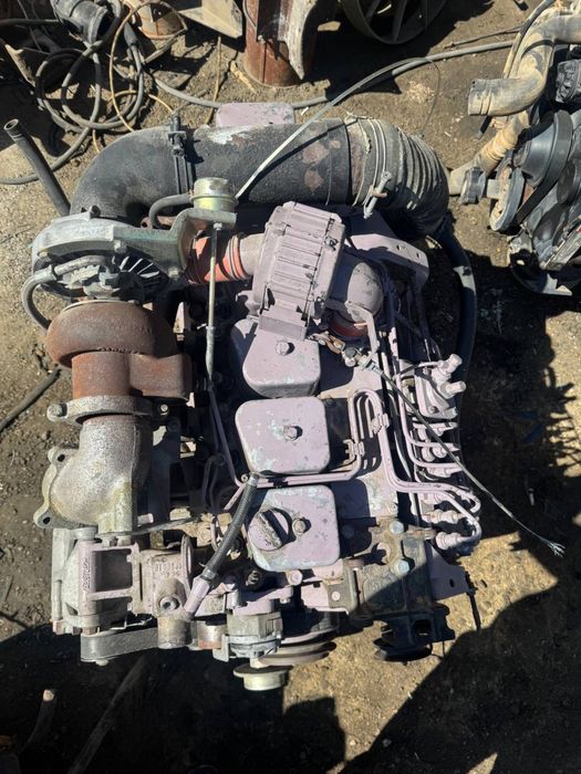 Cummunus 6BT  5.9 двигатели еккуватоларга сотувга келди.