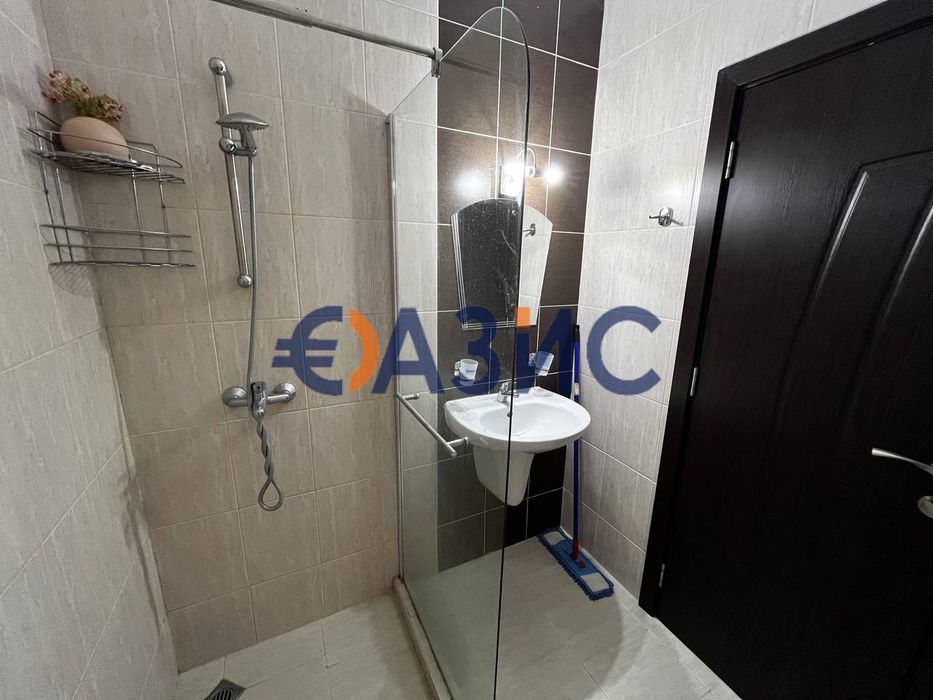 Продава се Двустаен апартамент в с. Равда, Област Бургас - 55 кв.м за 1671 €/кв.м - Снимка #12