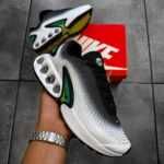 Nike DN ' White/Black/Neon
