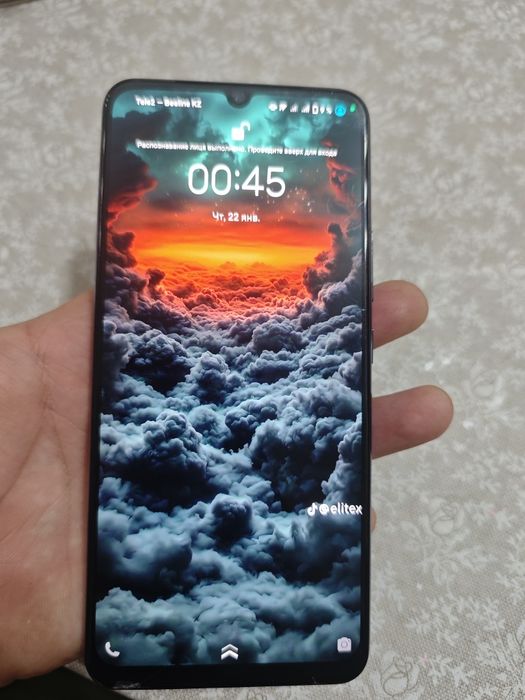 Продам Vivo v21e