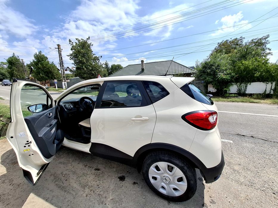 Vând renault captur