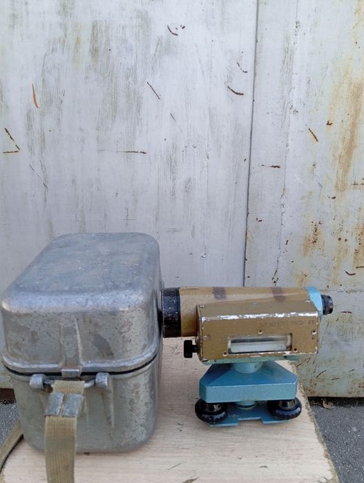 Продам советский "Невелир"-45000