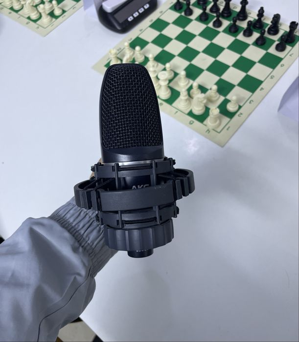 Конденсаторный микрафон AKG c3000
