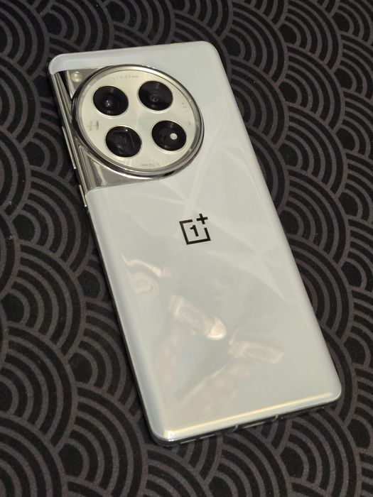 Oneplus 12 16/512