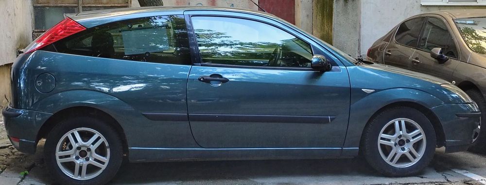 Ford Focus Înlocuit recent pompa de benzină și termostat