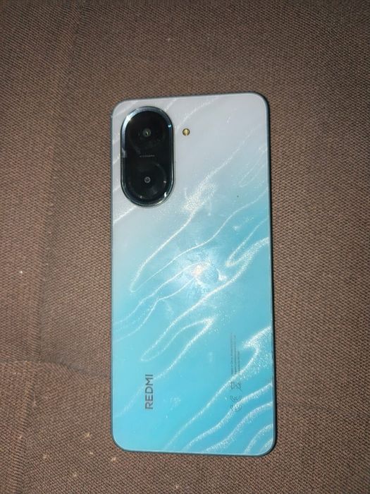 Продам телефон Redmi A5