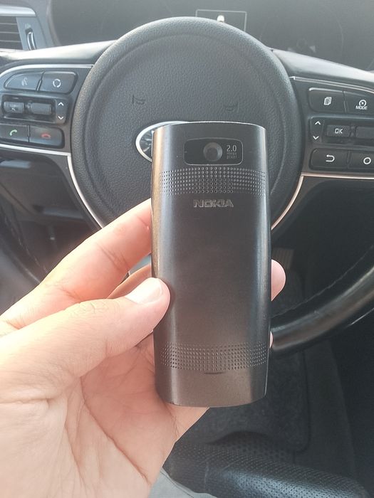 Продажи телефона Nokia X2
