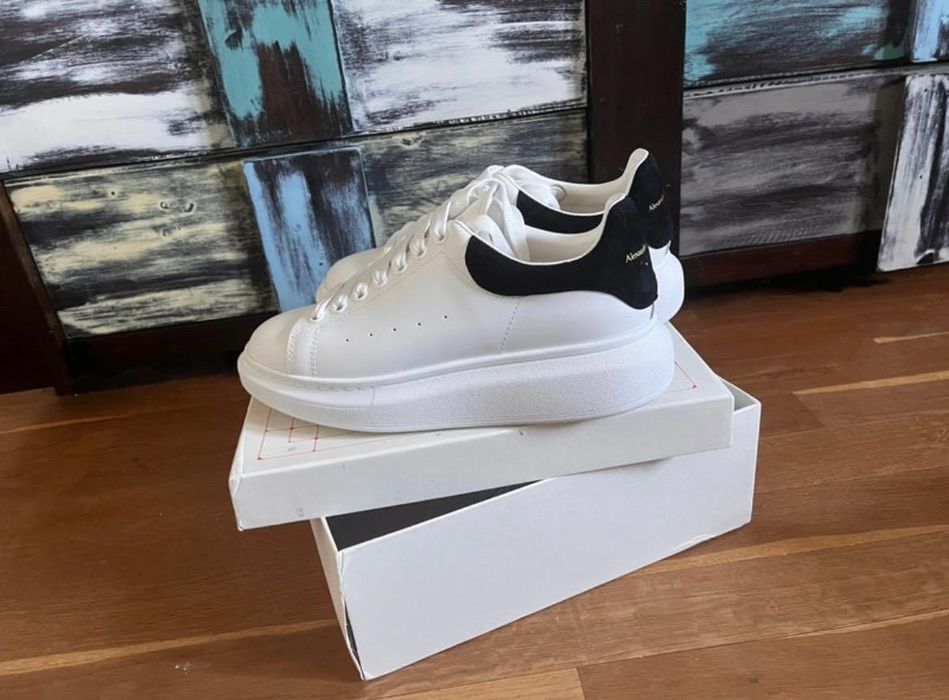 Adidași Alexander McQUEEN la DOAR 249 LEI