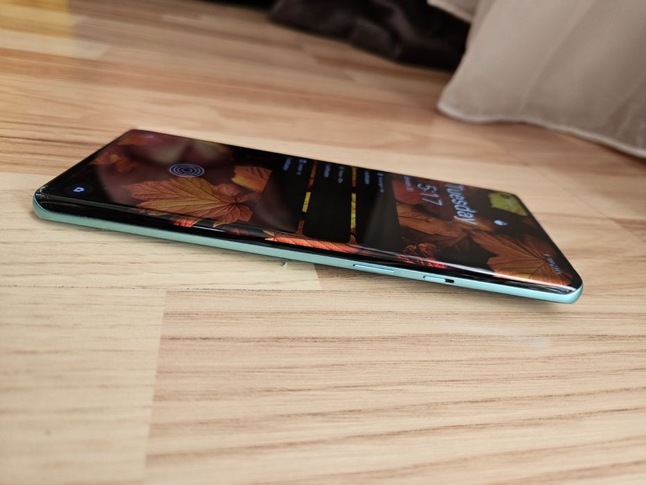 One Plus 8 Pro 256/12 5G