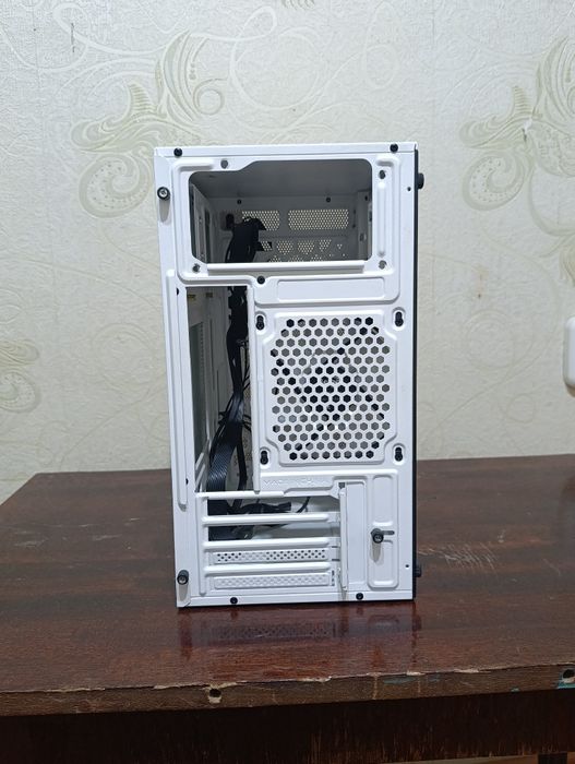 корпус aerocool cs-109