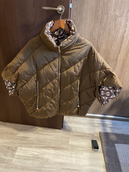 Geaca cu maneci trei sferturi