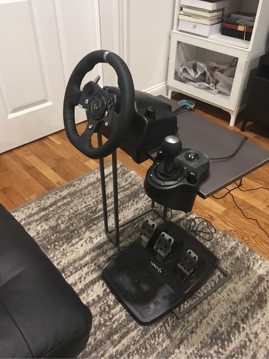 Logitech G920 + скоростен лост ( БАРТЕР НА PS5!)