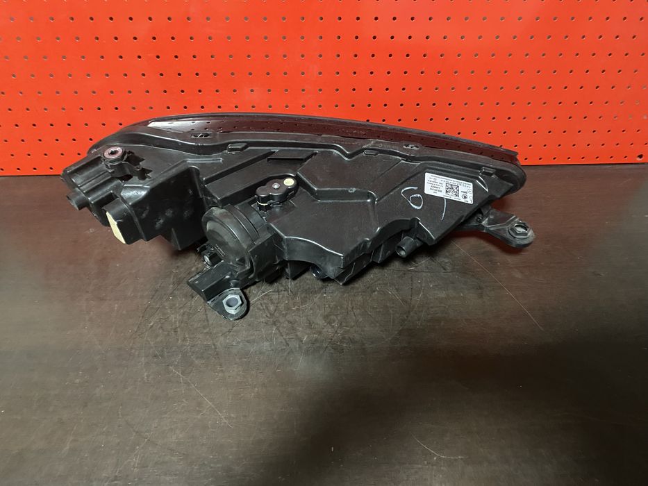 Far stanga full led Skoda Fabia 4