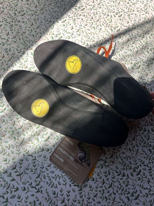 Espadrile noi de escalada la sportiva mythos eco marimea 40 pentru escalada/catarari