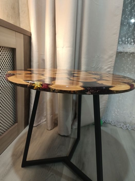 Столик кофейный (интерьерный)