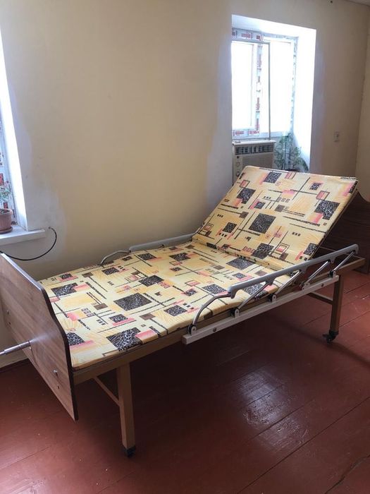 Кровать для лежачих больных