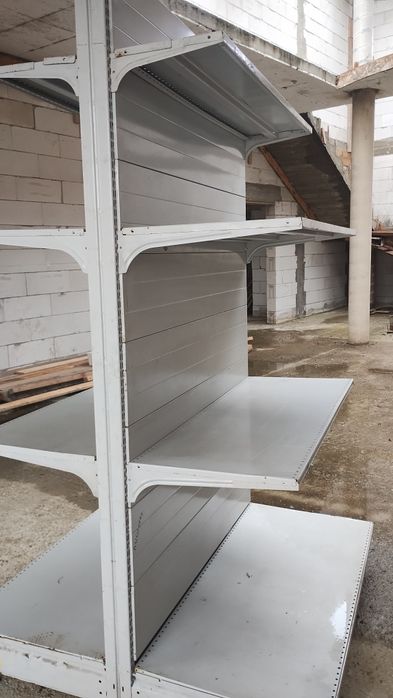 Rafturi metalice pentru magazine și supermarket avem diferite dimensiu
