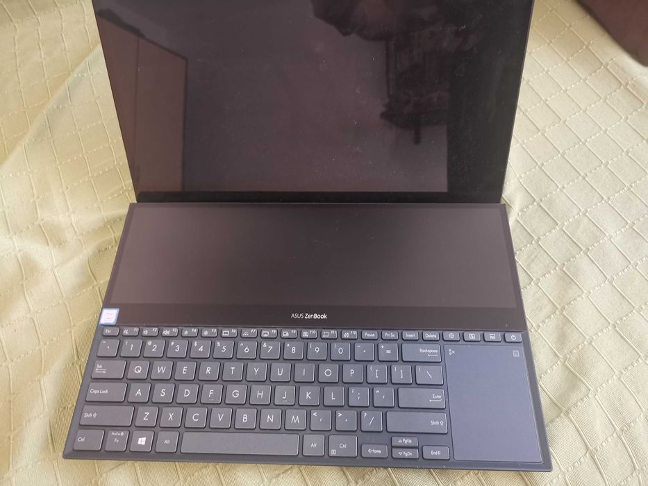 ASUS ZenBook Pro Duo 15 UX581GV