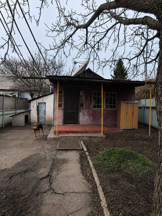 Поодам часть дома