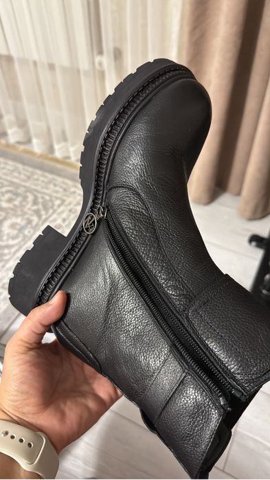 Продам челси  Ilvi кожа