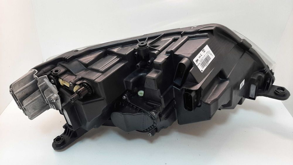 НОВ Сеат Толедо 4 лед ксенон ляв фар Seat Toledo 4 led far lyav lqv