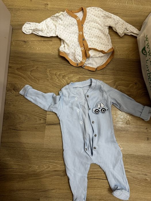 Детский комбинезон и вещи