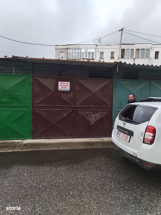 Vand sau inchiriez garaj Micro 15 Deva