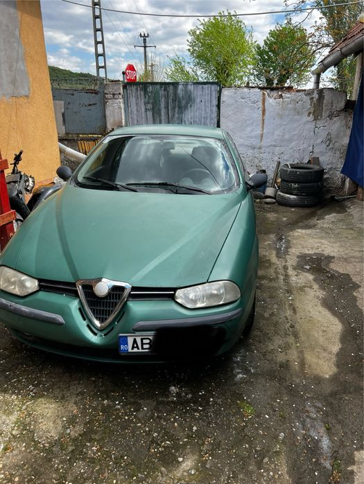 Alfa Romeo 156 .
