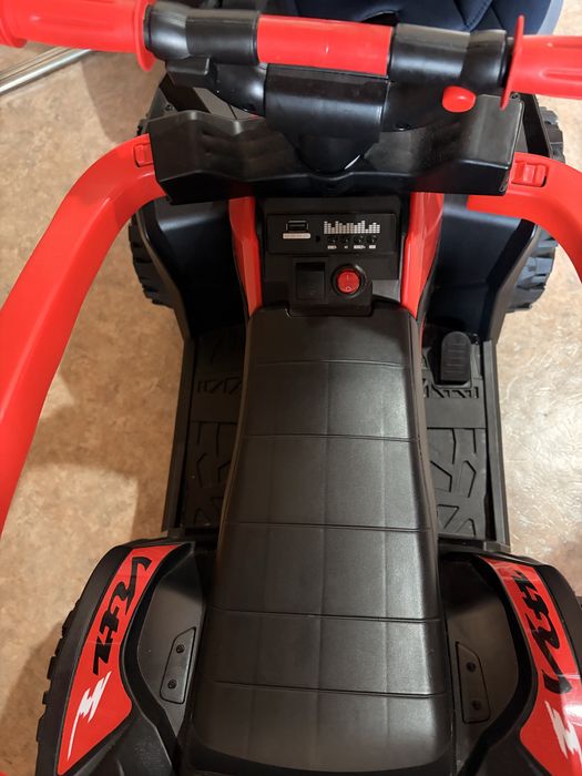 Детская машина срочно продам