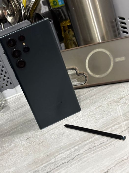 Самсунг s22 ultra 128гб (возможен ОБМЕН)