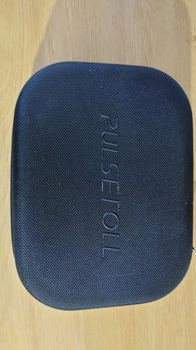 Pistol de masaj Pulseroll. Full box.
LITE Mini Massage Gun - Black.